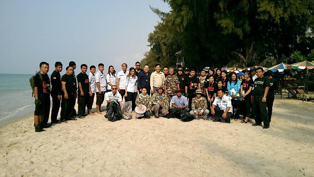 เร่งทำความสะอาดชายหาด