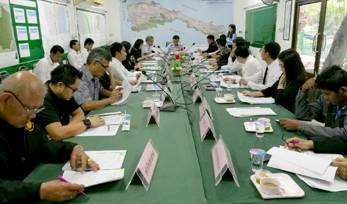 ทช.บูรณาการคณะอนุกรรมการทางทะเลและชายฝั่งแก้ปัญหากัดเซาะชายฝั่งประจวบคีรีขันธ์
