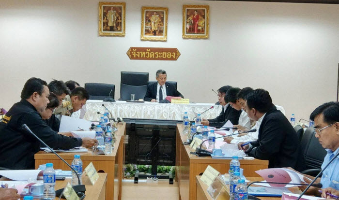 สบทช.1 ร่วมประชุมแก้ ‘ขัดแย้ง-เดือดร้อน’ กลุ่มผู้เพาะเลี้ยงหอยนางรมคลองลาวน