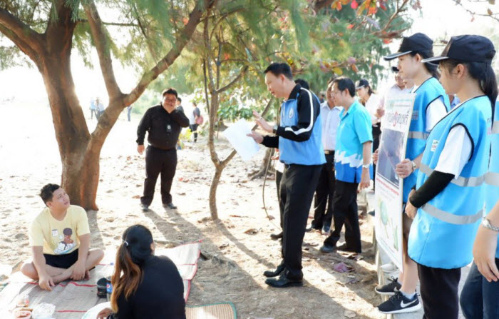 ทช. ติดตามความคืบหน้าโครงการชายหาดปลอดบุหรี่