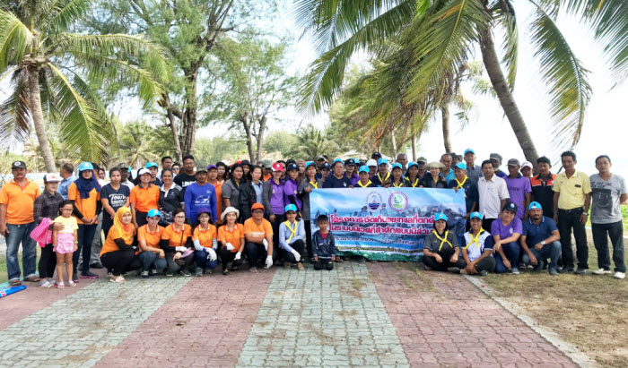 สบทช.6 ร่วมกับเมืองสงขลาเก็บขยะทำความสะอาดระบบนิเวศแบบมีส่วนร่วม