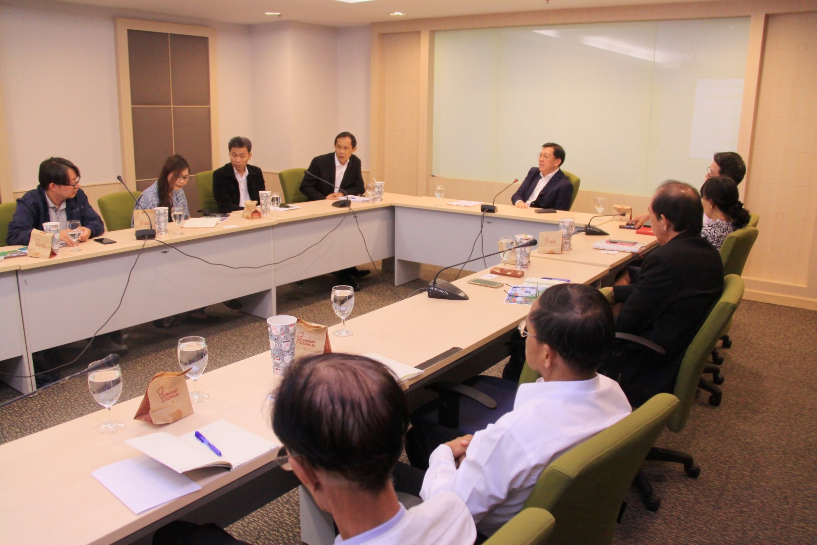 ทช. จัดประชุมรับทราบความก้าวหน้าเกี่ยวกับการจัดตั้งทุ่นกักขยะ (BOOM)