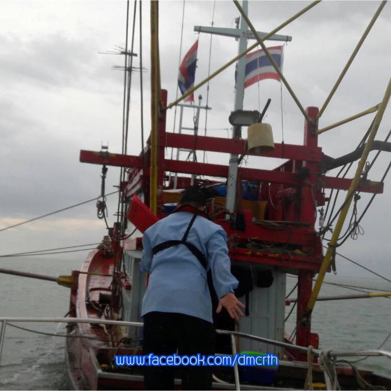 ตรวจเรือประมงปัตตานี ไม่พบผิดกฎหมาย