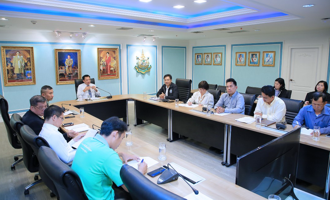 ทช. ประชุมติดตามความคืบหน้าการจัดงานถวายผ้าพระกฐินพระราชทาน ประจำปี 2561