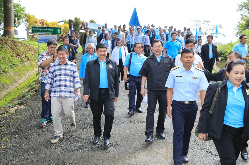 รมว.ทส.นำสื่อมวลชนลงพื้นที่เยี่ยมชมความสมบูรณ์ป่าชายเลนระนองเพื่อผลักดันสู่มรดกโลก