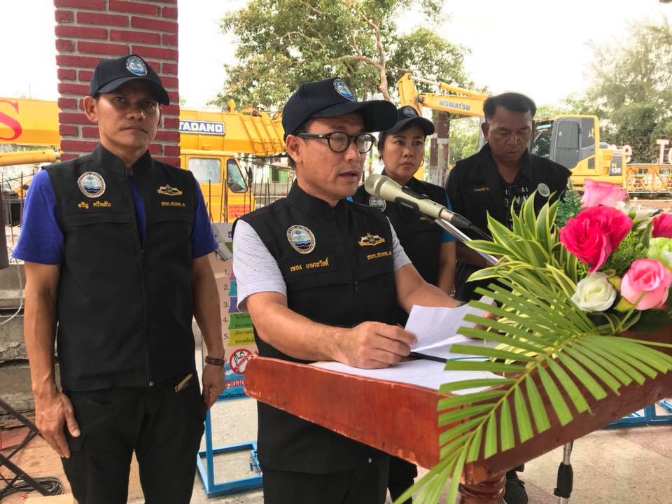 เก็บขยะชายหาดแสนสุขลำปำ ทะเลพัทลุง