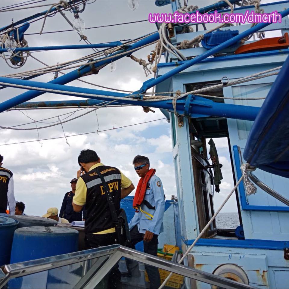 ตรวจเรือประมงเพชรบุรี ไม่พบผิดกฎหมาย