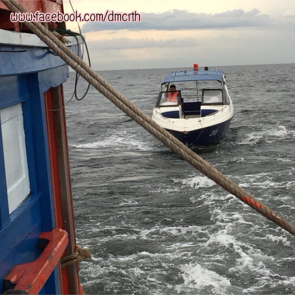 ตรวจเรือประมงชลบุรี เอกสารครบไม่พบผิดกฎหมาย