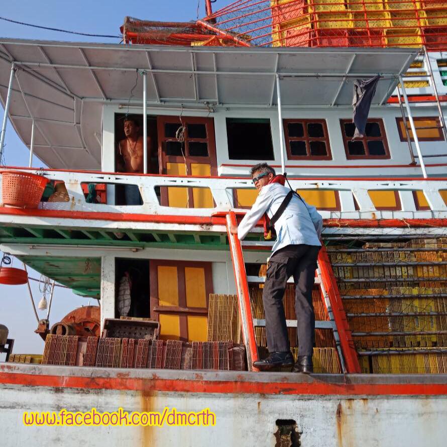 ตรวจเรือประมงประจวบฯ เพชรบุรี ไม่พบผิดกฎหมาย