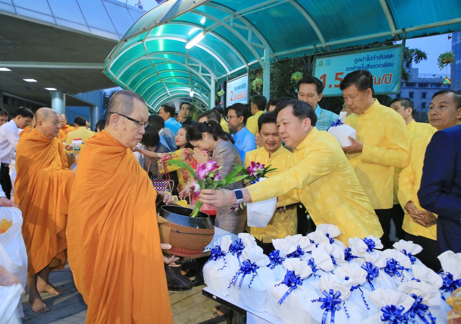 ทช.ร่วมทำบุญกระทรวง ทส. เนื่องในวันขึ้นปีใหม่ 2562