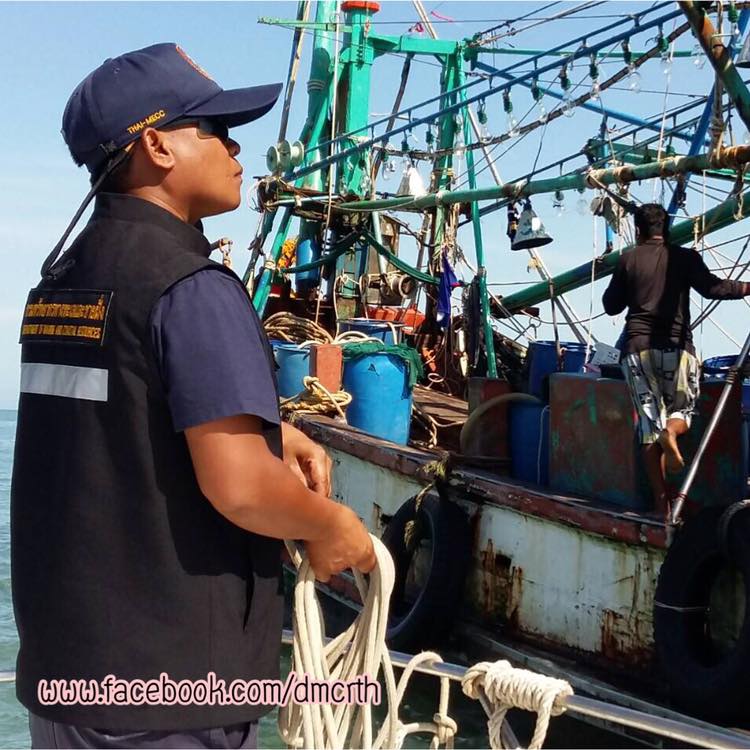 ตรวจเรือประมงปัตตานี ไม่พบผิดกฎหมาย