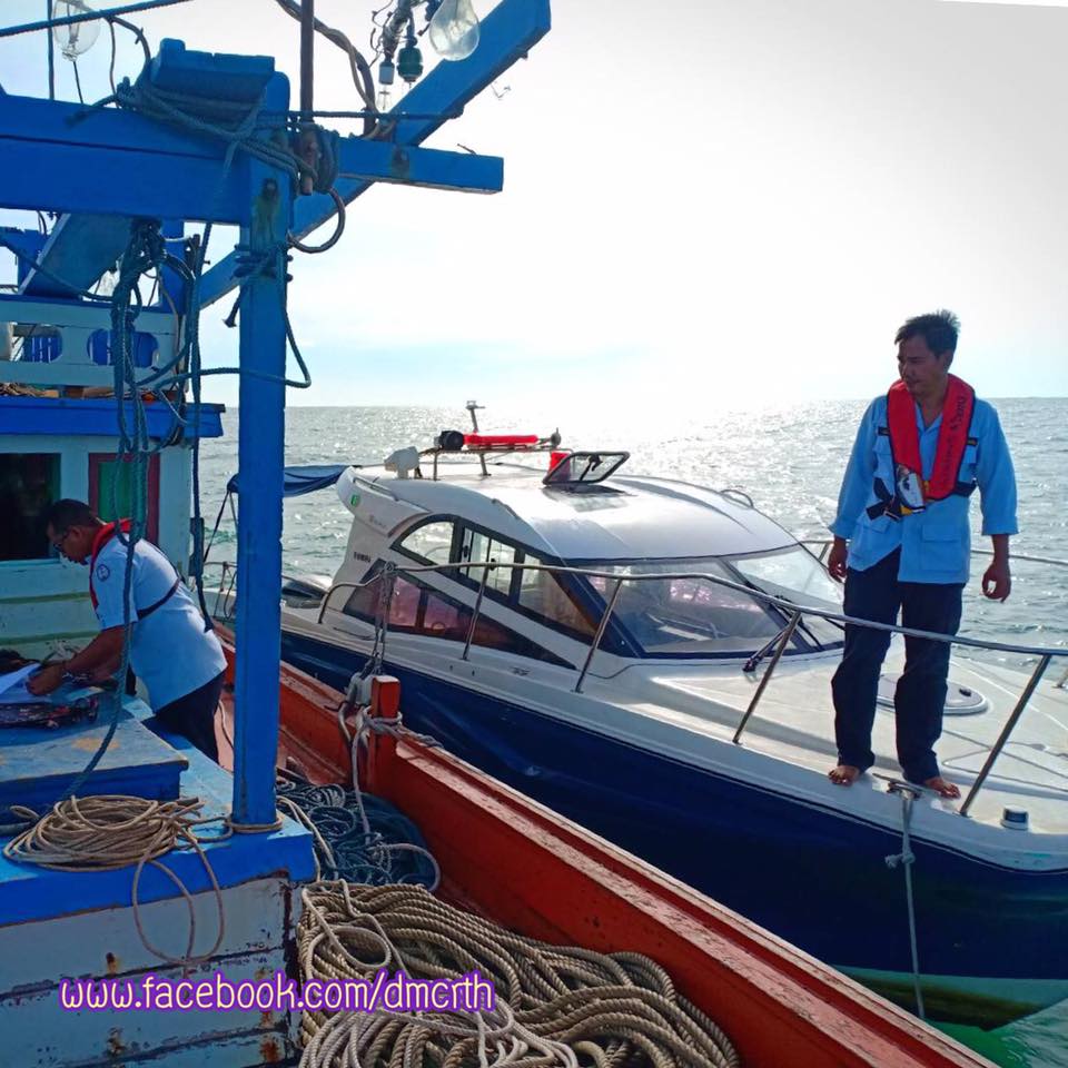 ตรวจเรือประมงปัตตานี ไม่พบผิดกฎหมาย