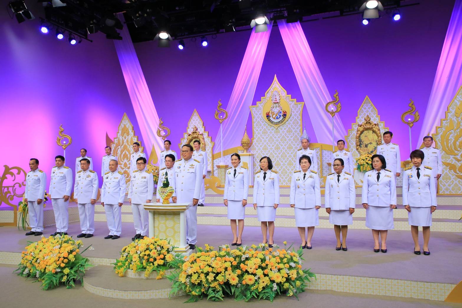 รองอธิบดี ทช. ร่วมบันทึกเทปถวายพระพร พระบาทสมเด็จพระวชิรเกล้าเจ้าอยู่หัว