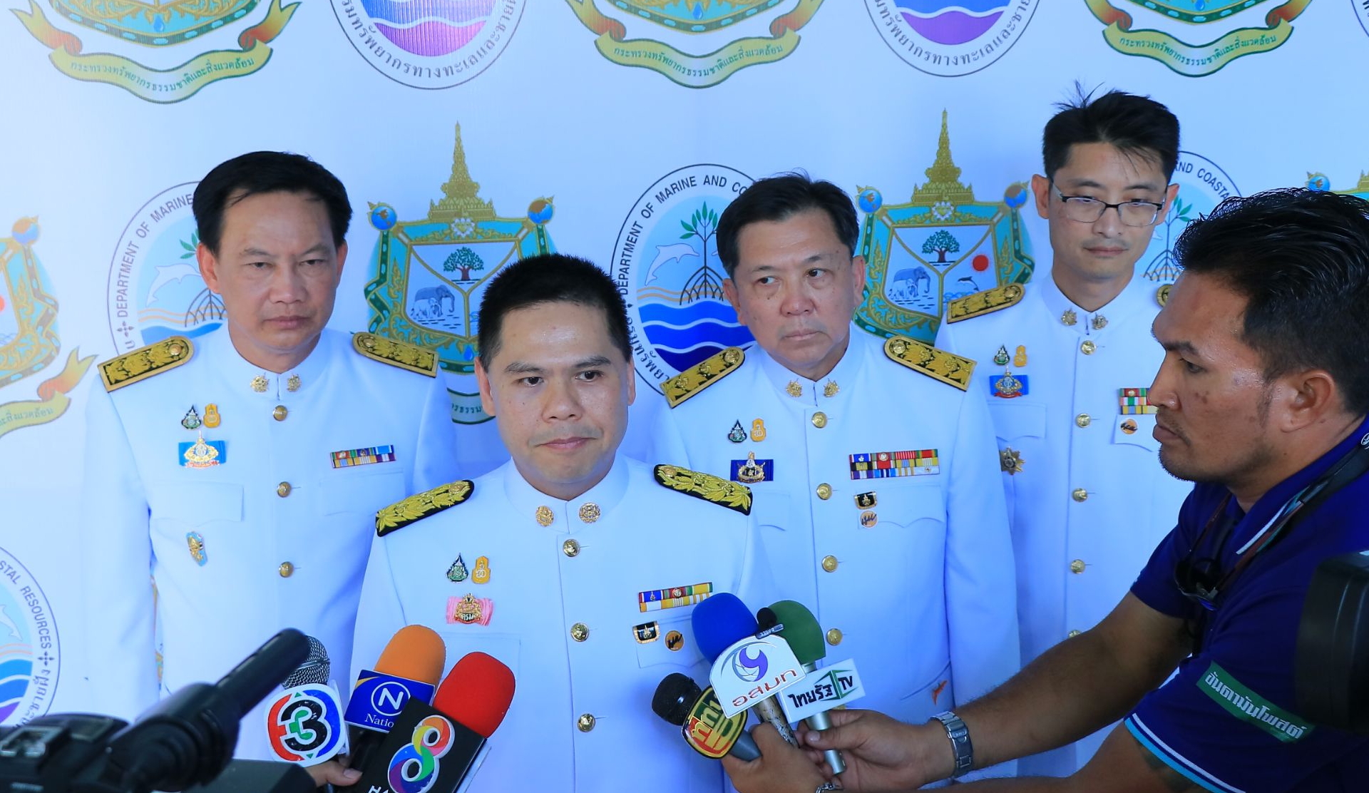 รมว.ทส.​ ให้สัมภาษณ์กับสื่อมวลชนถึงประเด็นสัตว์ทะเลหายาก​ และการเปิดศูนย์ช่วยชีวิตสัตว์ทะเลหายากสิรีธาร