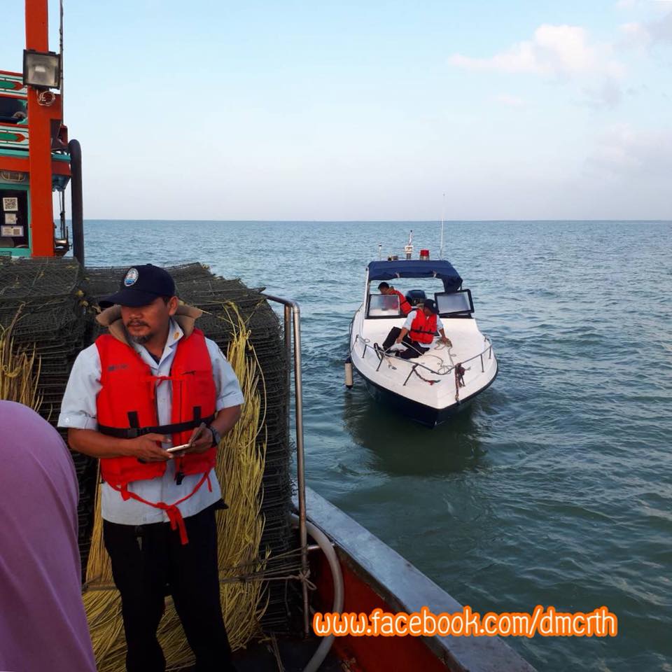 ตรวจเรือประมงปัตตานี ไม่ผิดกฎหมาย IUU