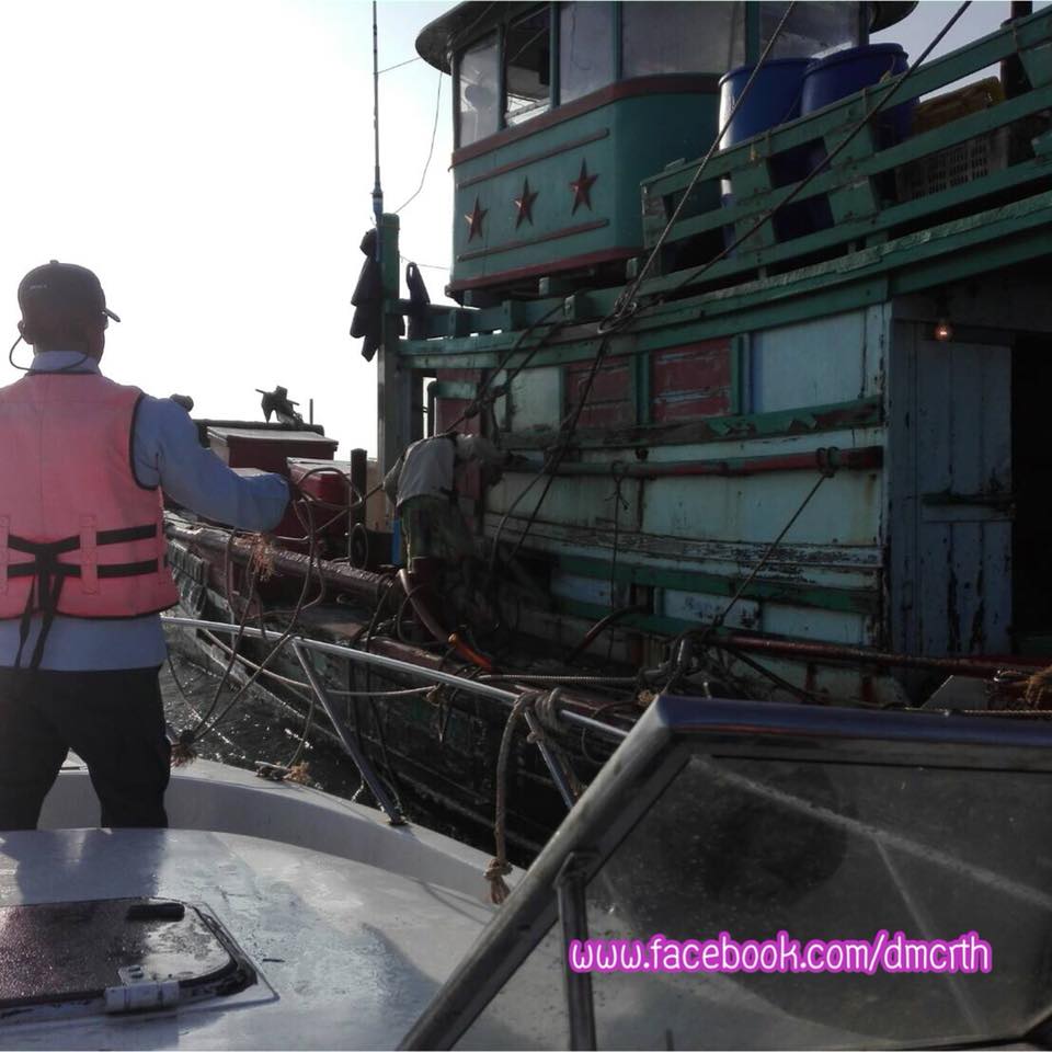 ตรวจเรือประมงปัตตานี ไม่พบผิดกฎหมาย
