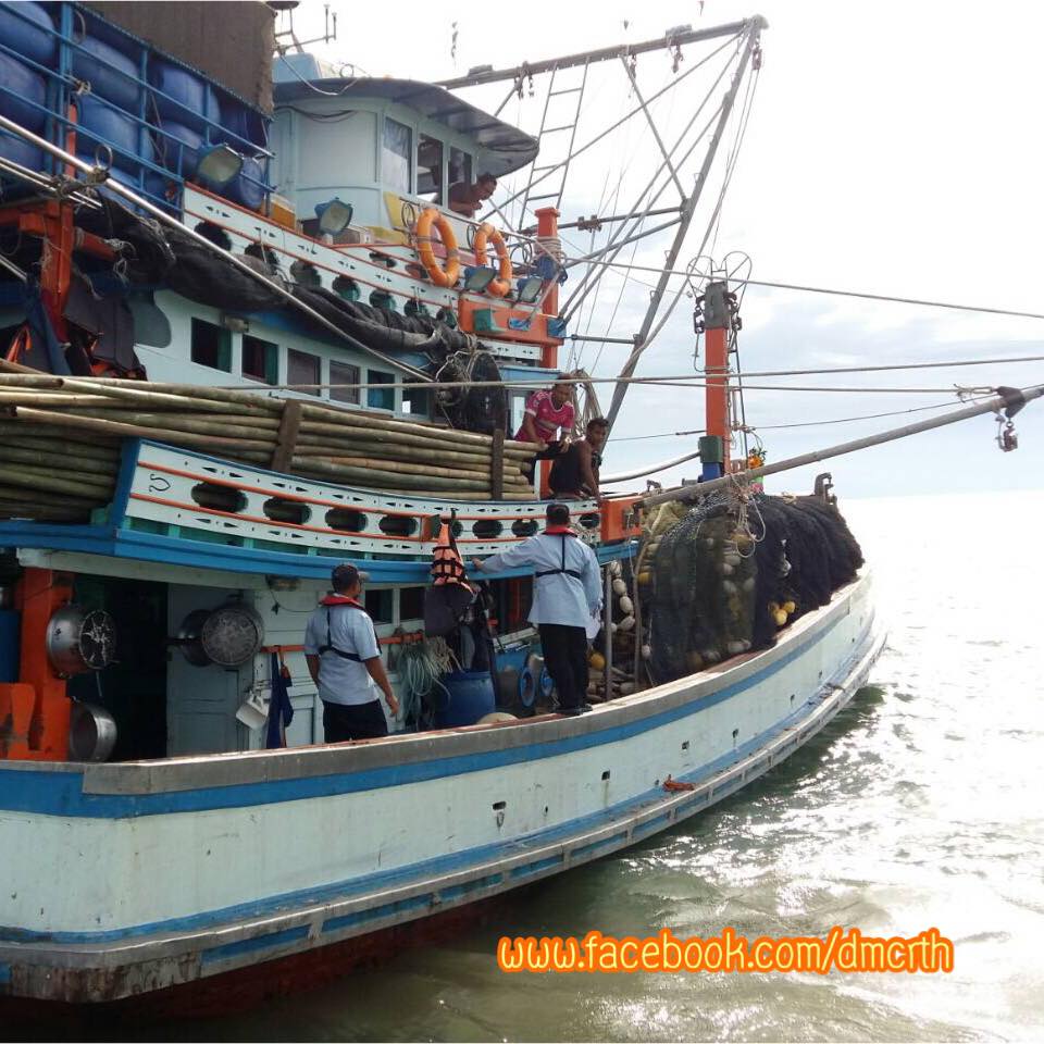 ตรวจเรือประมงปัตตานี ไม่พบผิดกฎหมาย