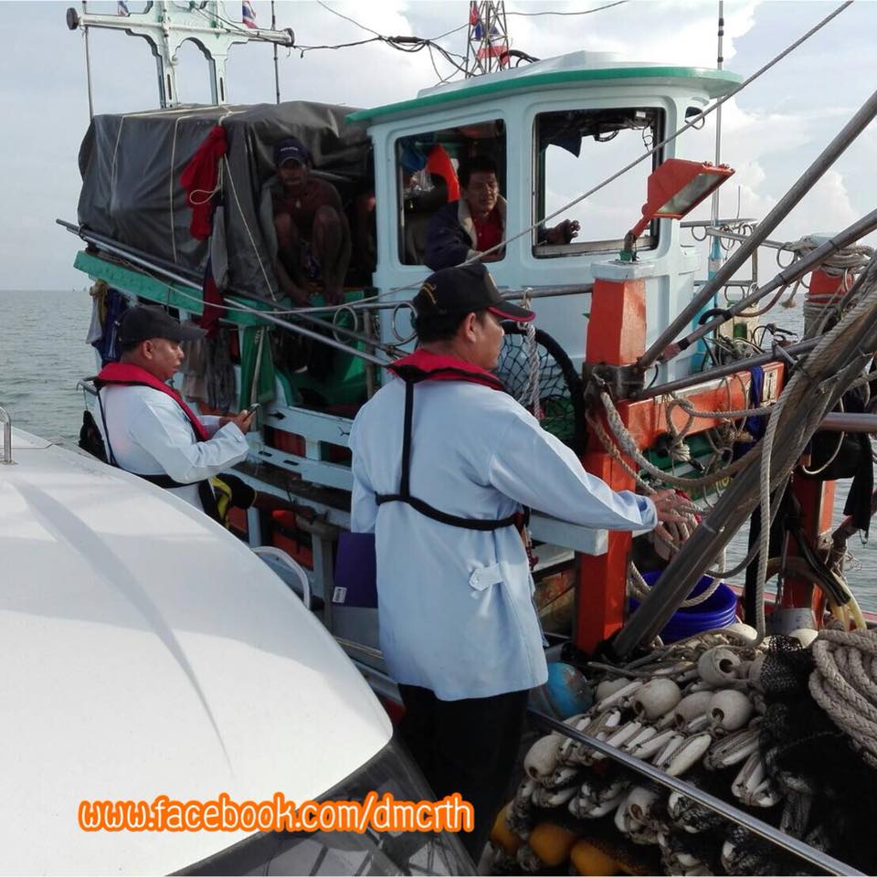 ตรวจเรือประมงปัตตานี ไม่พบผิดกฎหมาย