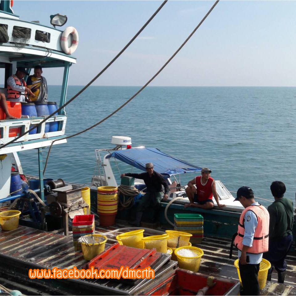 ตรวจเรือประมงปัตตานี ไม่พบผิดกฎหมาย