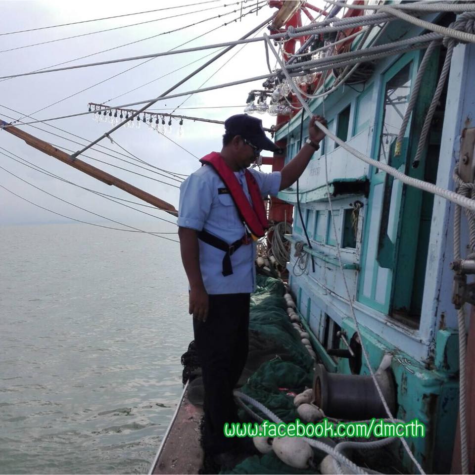ตรวจเรือประมงปัตตานี ไม่พบผิดกฎหมาย