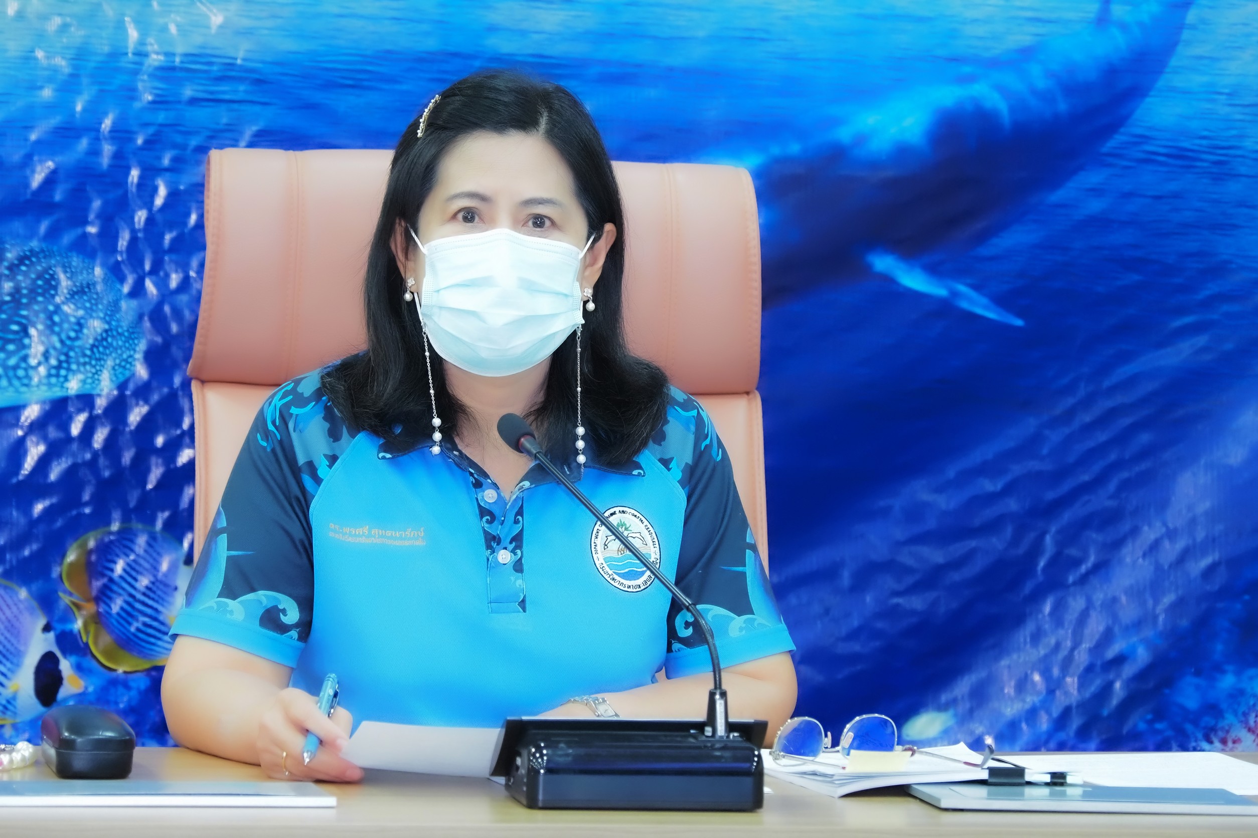 ทช. ประชุมติดตามสถานการณ์น้ำมันรั่วไหลลงสู่ทะเลในพื้นที่จังหวัดชุมพรและระยอง