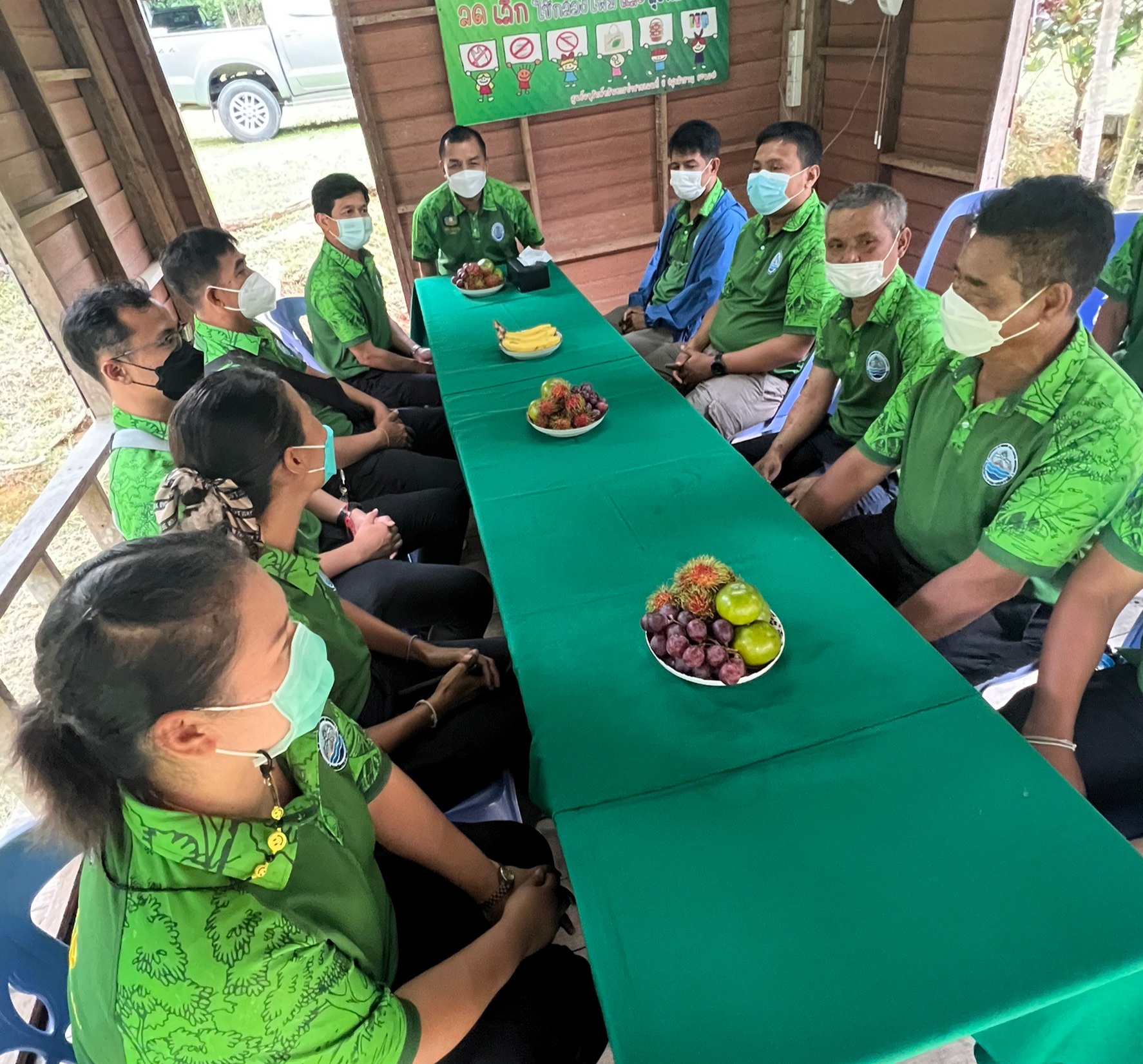 รองอธิบดี ทช. ลงพื้นที่ตรวจเยี่ยมติดตามการปฏิบัติงานของหน่วยงานในสังกัดกรมทรัพยากรทางทะเลและชายฝั่งท้องที่จังหวัดระนอง