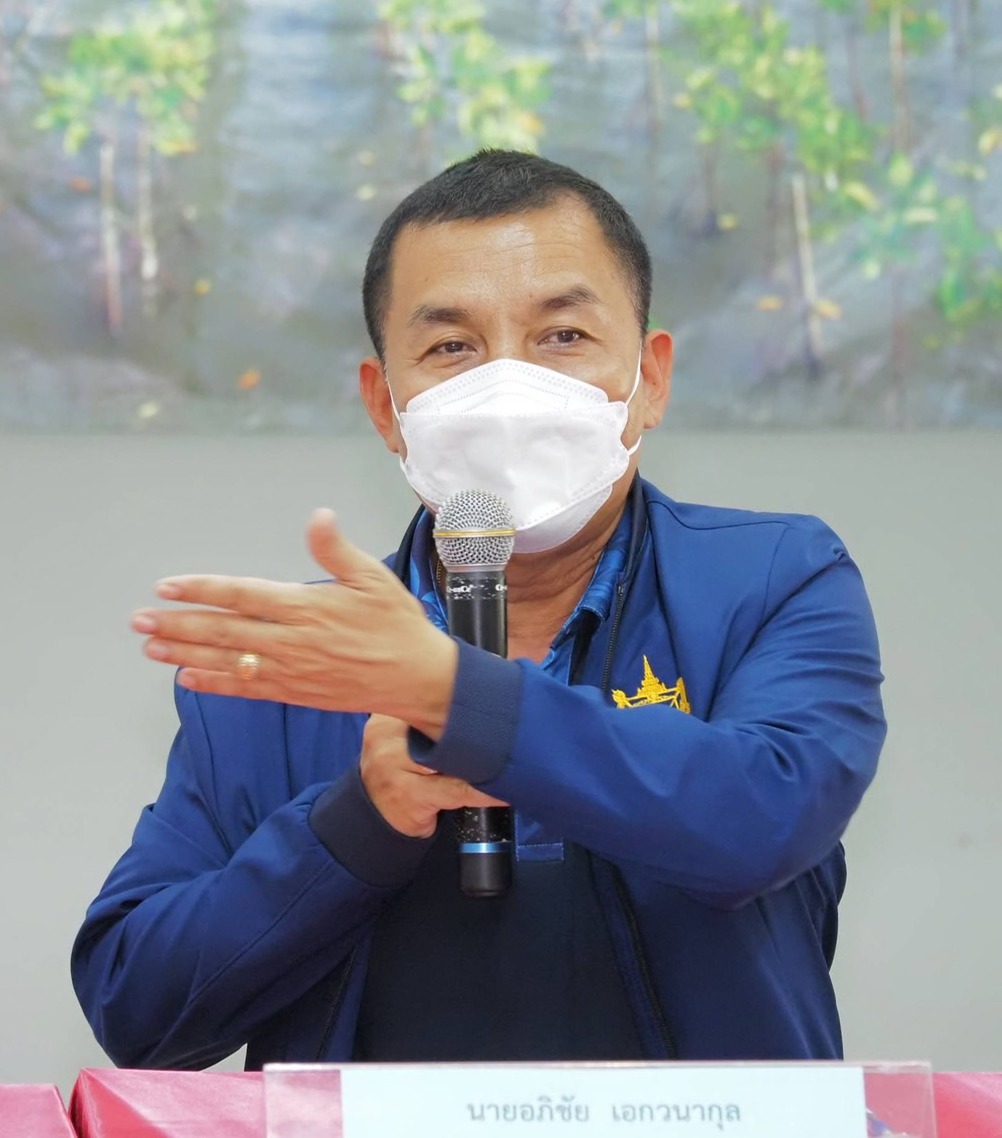 รองอธิบดี ทช. ร่วมกับผู้ทรงคุณวุฒิคณะกรรมการ ทช. จ.นครศรีธรรมราช ลงพื้นที่ประชุมชี้แจงสร้างความเข้าใจโครงการปลูกป่าชายเลนเพื่อประโยชน์จากคาร์บอนเครดิตกับชุมชนชายฝั่ง จ.นครศรีธรรมราช
