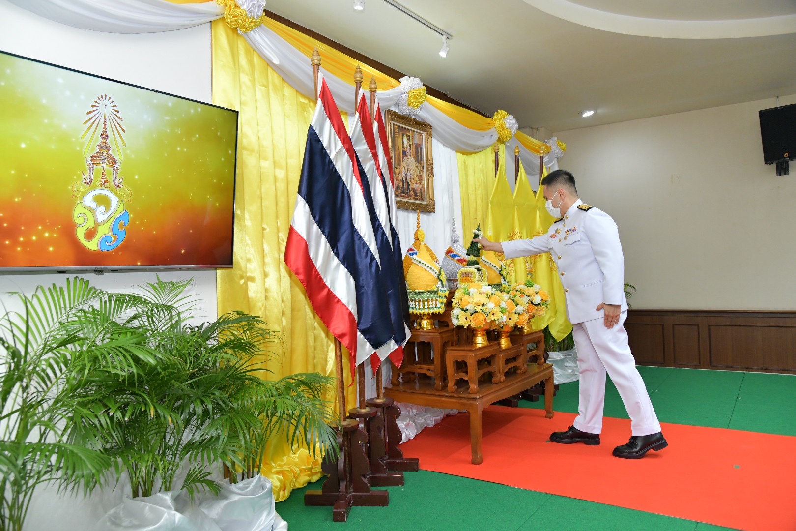 ทช. ร่วมพิธีถวายพระพรชัยมงคล และถวายสัตย์ปฏิญาณเพื่อเป็นข้าราชการที่ดีและพลังของแผ่นดิน