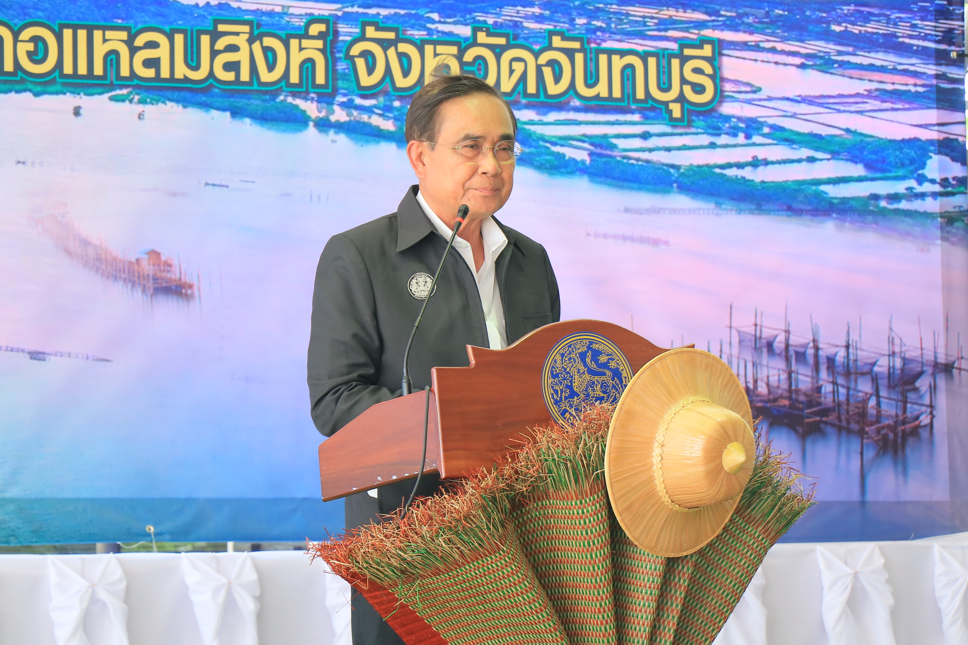 กรม ทช. ร่วมลงพื้นที่ตรวจราชการของ “นายกรัฐมนตรี” ในพื้นที่จังหวัดจันทบุรี เพื่อรับฟังและแก้ไขปัญหาการกัดเซาะพื้นที่ชายฝั่งทะเล