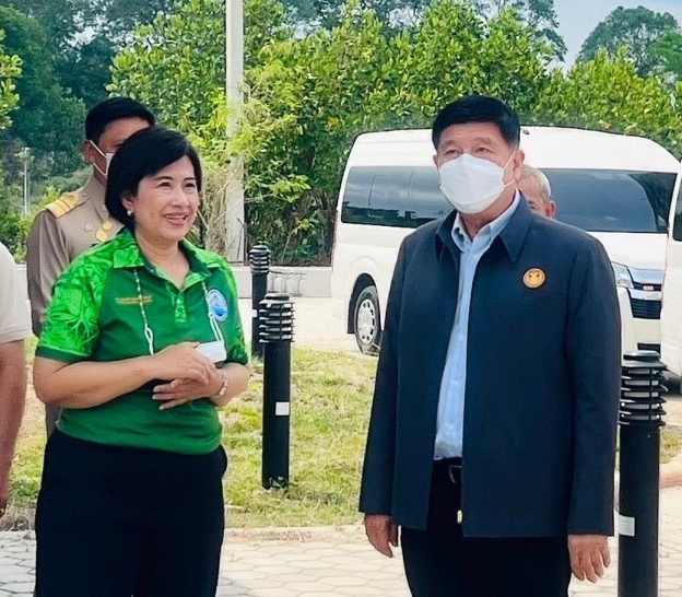 กรม ทช. ต้อนรับคณะกรรมาธิการทรัพยากรธรรมชาติและสิ่งแวดล้อม วุฒิสภา และคณะ ศึกษาดูงานพร้อมรายงานความก้าวหน้าของสวนพฤกษศาสตร์ป่าชายเลนนานาชาติ ร.9