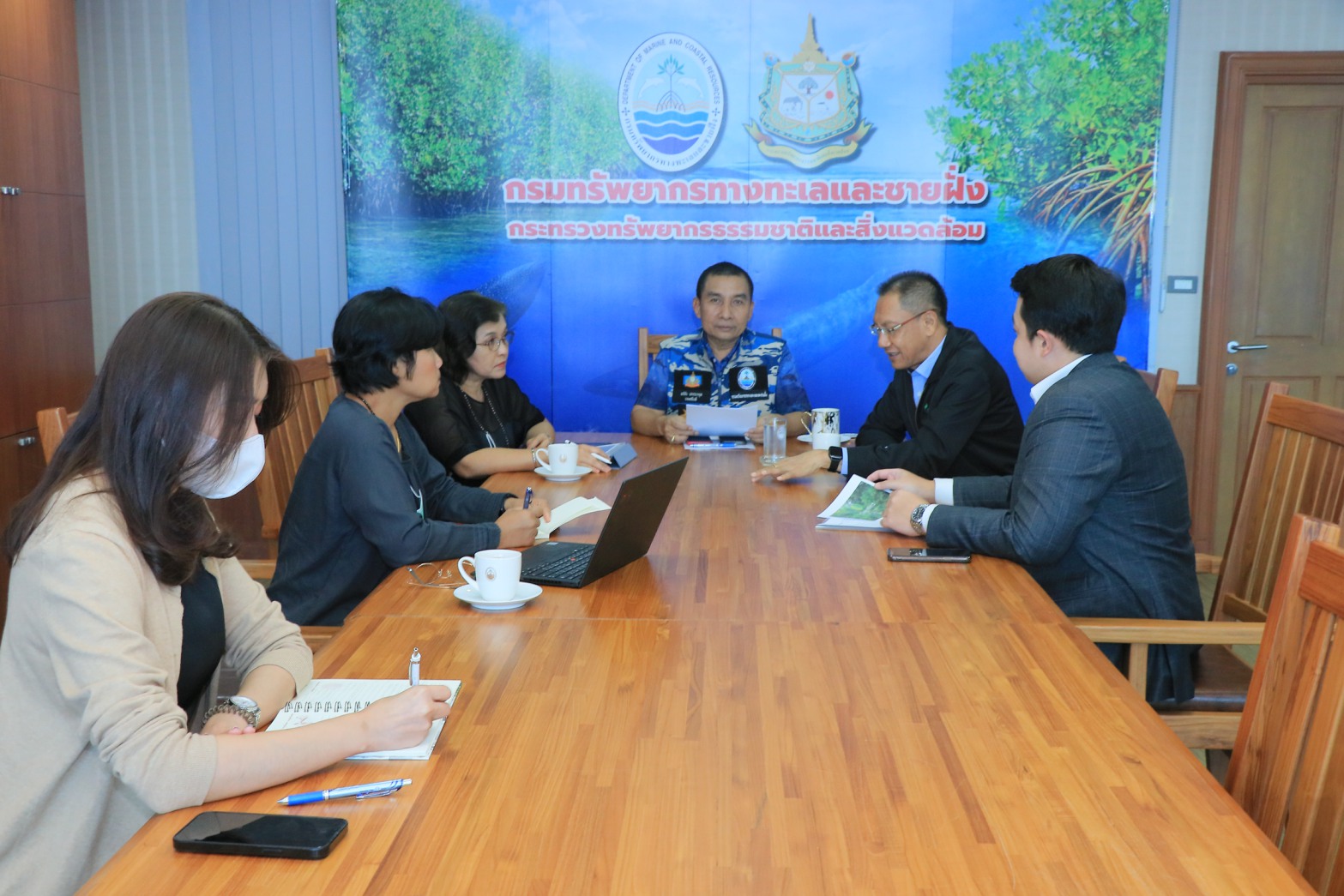 กรม ทช. ร่วมกับบริษัท เคลียร์วินด์ หารือเรื่องหญ้าทะเล เกี่ยวกับด้านการอนุรักษ์ ฟื้นฟูระบบนิเวศและการจัดการคาร์บอนเครดิต