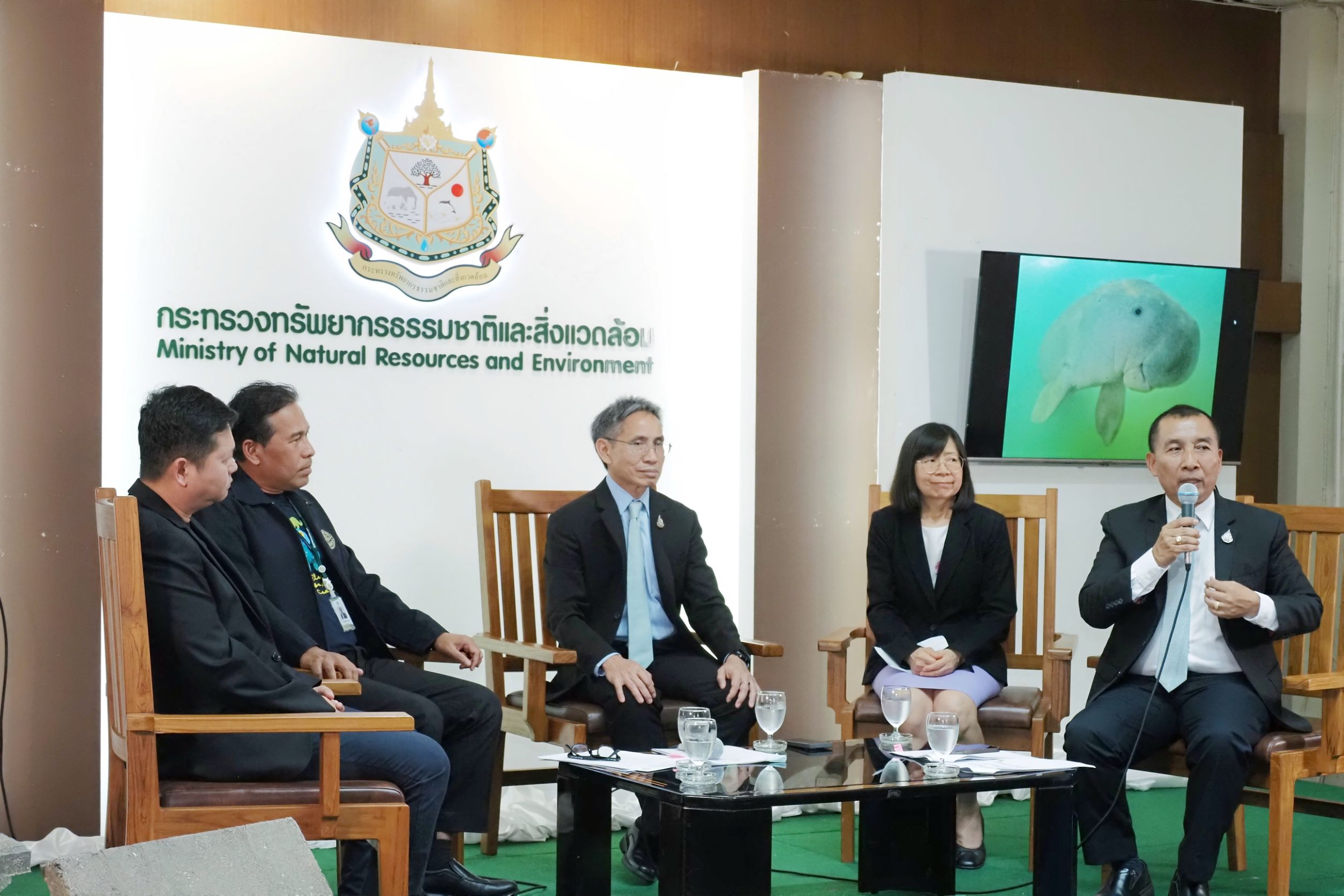 ทช. แถลงจัดงาน "วันอนุรักษ์พะยูนแห่งชาติ ประจำปี 2566" ครบรอบ 4 ปี การจากไปมาเรียม - ยามีล พร้อมเดินหน้าสานต่อแผนอนุรักษ์พะยูน ระยะที่ 2