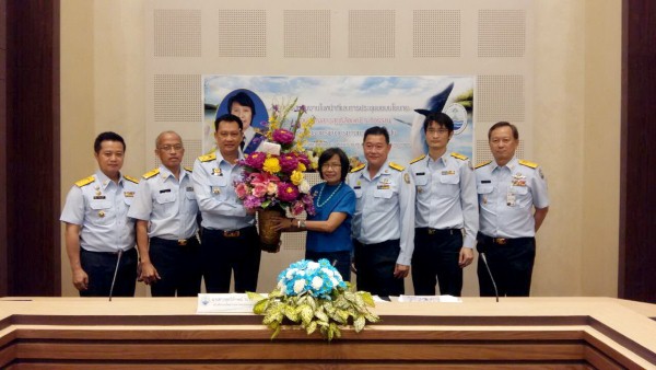 อทช.มอบนโยบายการทำงาน พร้อมรับฟังสรุปผลการปฏิบัติงานในปีงบประมาณ 2558