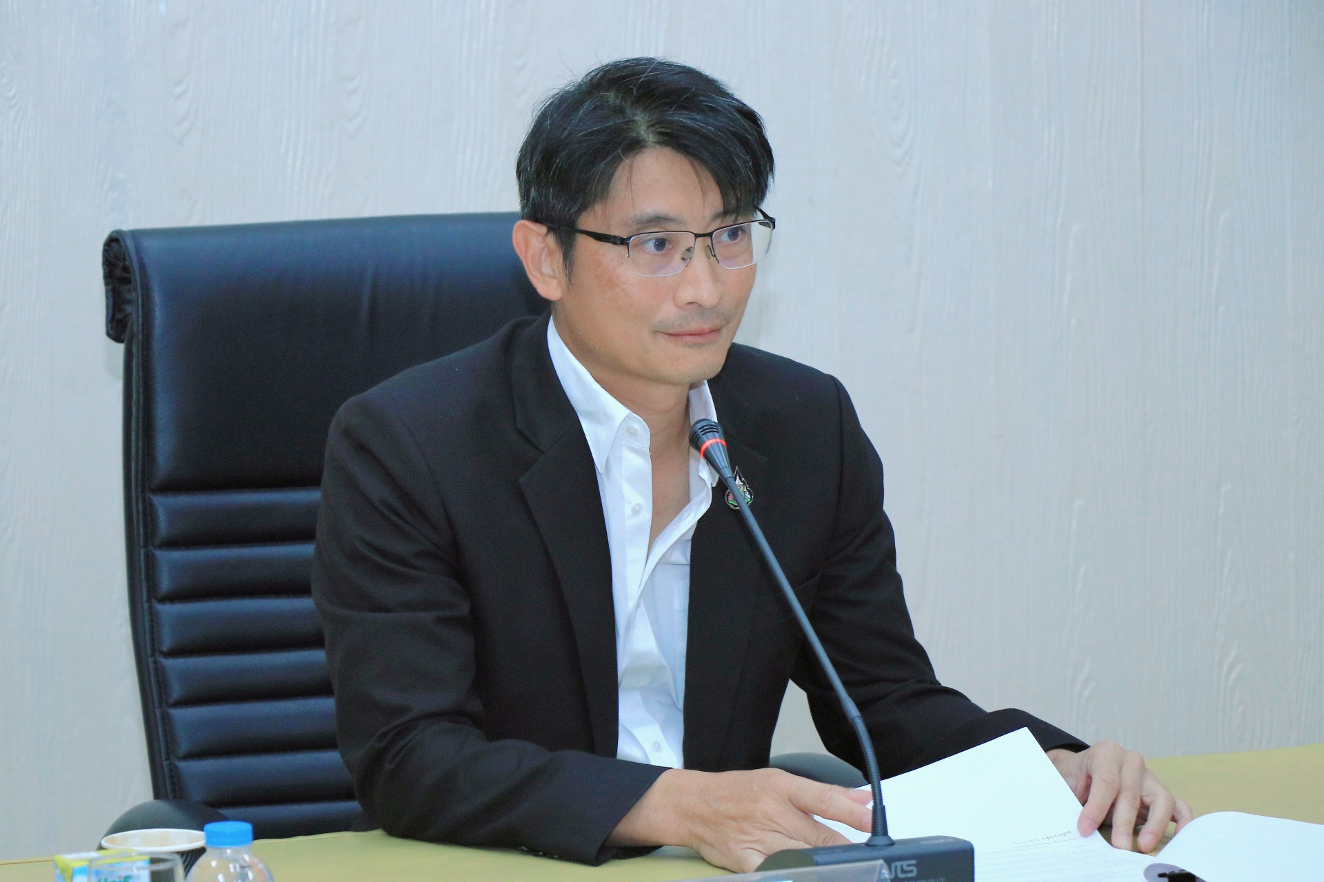 "ปิ่นสักก์" อธิบดีกรมทะเล รวมคณะกรรมการที่ปรึกษาด้านวิชาการจัดการอุทยานแห่งชาติทางทะเล ติดตามและเฝ้าระวังสถานการณ์ปะการังฟอกขาว อย่างใกล้ชิด