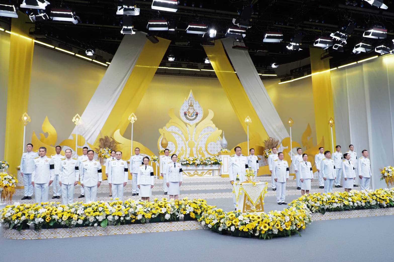 อธิบดี ทช. ร่วมบันทึกเทปถวายพระพร กับคณะผู้บริหาร ทส. เนื่องในโอกาสวันเฉลิมพระชนมพรรษา 28 กรกฎาคม 2569